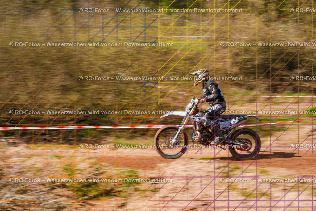 3 Lauf Mernes-355 | Sportfotografie von RO-Fotos: Motorsport, Motocross, Enduro, Laufveranstaltungen und Triathlon. Professionelle Fotos von Sportlern und Events. - Realisiert mit Pictrs.com