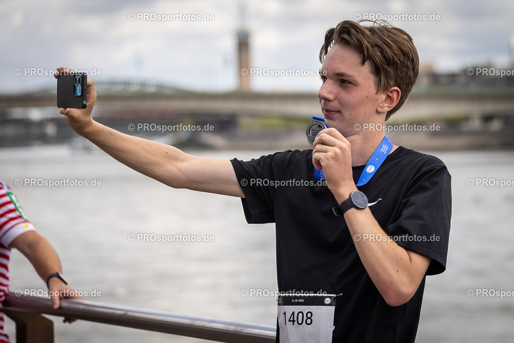 44. Kölner Brückenlauf; Koeln, 14.09.25 | Impressionen vom 44. Kölner Brückenlauf am 14.09.25 am Schokoladenmuseum in Koeln. Foto: BEAUTIFUL SPORTS/Leah Kohring