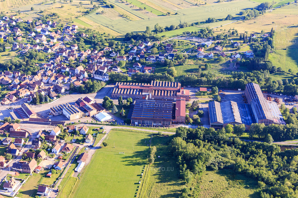 Vue aérienne: Dietrich von Norden à Oberbronn dans le département Bas Rhin, France.Photo: IMG_115420.jpg prise le 16/06/2019 par Werner Riehm/FLY-FOTO.euRésolution de l'original: 5472 x 3648 pxDe Dietrich Process Systems: Chemical Process Solutions and Services