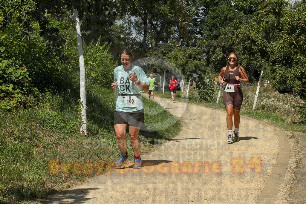 250824_1236_EX1_9892 | Sportfotografie im Rhein-Sieg Kreis, Köln, Bonn, NRW, Rheinland Pfalz, Hessen, etc. Unser Tätigkeitsfeld umfasst den Laufsport vom Volkslauf über den Marathon, Duathlon, Triathon bis zum Ultralauf wie Kölnpfad Ultra oder Schindertrail.