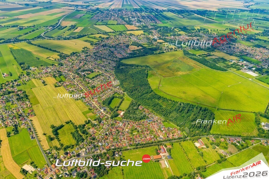 Luftbild Vs Google Maps  Holthusen  Weener -Das Luftbild wurde 2025 vom UL-Flugzeug heraus erstellt ( keine Drohnenluftbilder ) - Hochauflösende Luftaufnahme -Nicht vergleichbar mit Google Maps oder Satelittenbilder- Die Geschenkidee !Mit Lizenz und Bildrechte bestellbar