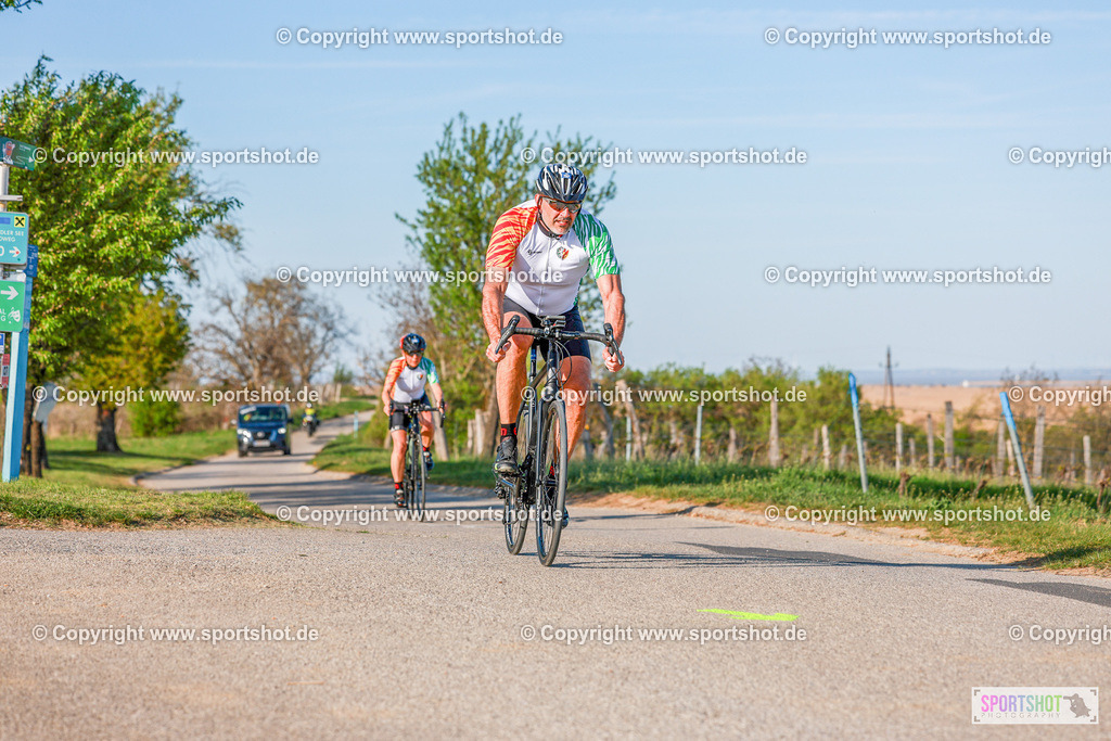 882_AR6_8484 | Neusiedlersee Radmarathon 2026@sportshot_your_pictrs #yourpictures#roadtowm2029 #nrm #neusiedlerseeradmarathon #neusiedlersee #neusiedlerseetourismus #burgenland #mörbisch #nrm26 #burgenlandtourismus #voglundco #poweredbyburgenlandtourismus #radsport #rad #marathon #ucigranfondo #visitburgenland #ucigranfondoworldseries