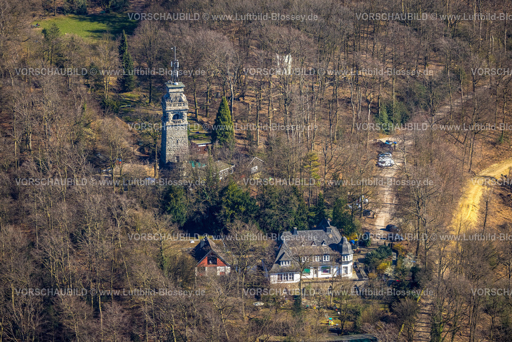 Velbert240301397Langenberg | Luftbild, Bismarckturm Langenberg, Haus im Wald in der Tagespflege Senderspatzen
Kinderbetreuungseinrichtung Hordtstraße, NSG Naturschutzgebiet und Waldgebiet, Oberbonsfeld, Velbert, Ruhrgebiet, Nordrhein-Westfalen, Deutschland