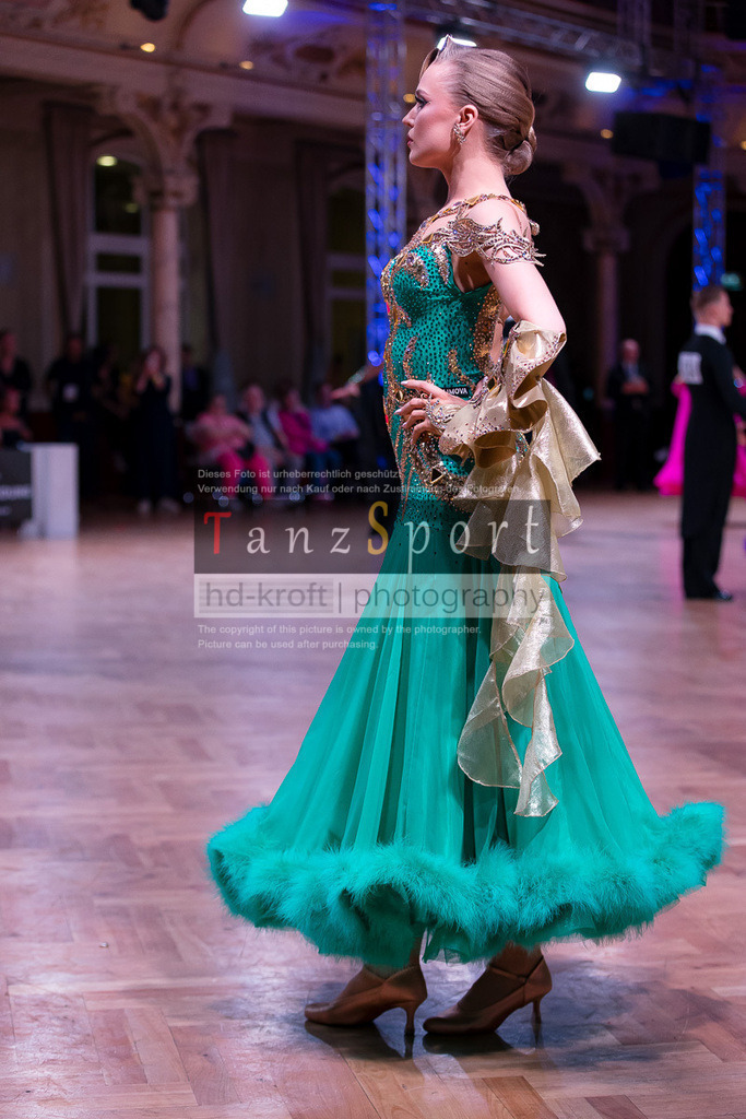 20240706_WDSF_RS_Std_11950 | Tanzsportbilder, Standardtanz, Lateintanz, WDSF, DTV, LTVB, dancecomp, goc, hessen tanzt, blaues band der spree, walzer, tango, wiener walzer, slowfox, quickstepp, samba, rumba, cha-cha-cha, paso doble. jive, hd-kroft photography, turniertanzsport