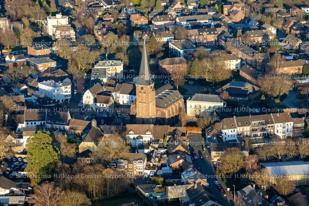 Luftbild Nettetal-8059 | Luftbildfotografie Stadtzentrum im Innenstadtbereich am Kirchplatz in Kaldenkirchen im Bundesland Nordrhein-Westfalen, Deutschland. - Realisiert mit Pictrs.com