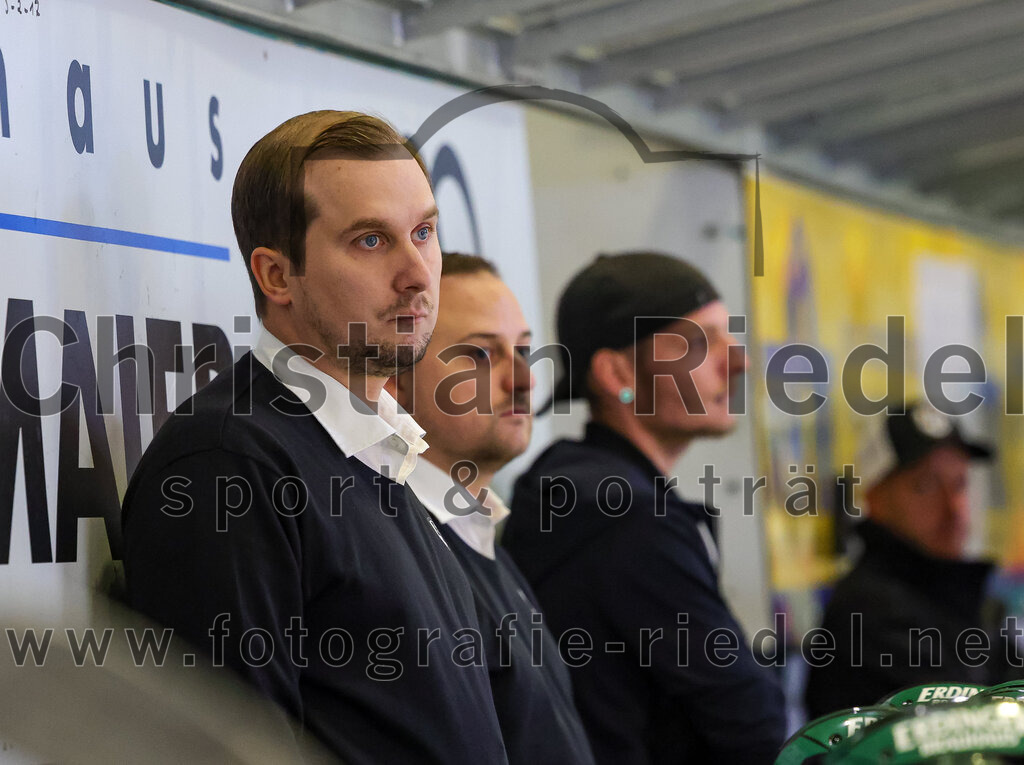 2025-09-21_101_TSV_Erding_gegen_Hoechstadter_Alligators | Erding, Deutschland, 21.09.2025:Eishockey, Oberliga Süd 2025 / 2026, 2. Spieltag, TSV Erding gegen Höchstadter Alligators, Endergebnis: 3:4Foto: Christian Riedel / fotografie-riedel.net