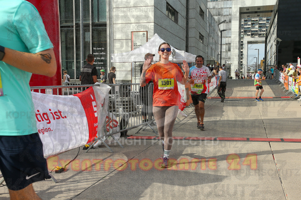 250920_1535_EX1_0149 | Sportfotografie im Rhein-Sieg Kreis, Köln, Bonn, NRW, Rheinland Pfalz, Hessen, etc. Unser Tätigkeitsfeld umfasst den Laufsport vom Volkslauf über den Marathon, Duathlon, Triathon bis zum Ultralauf wie Kölnpfad Ultra oder Schindertrail.