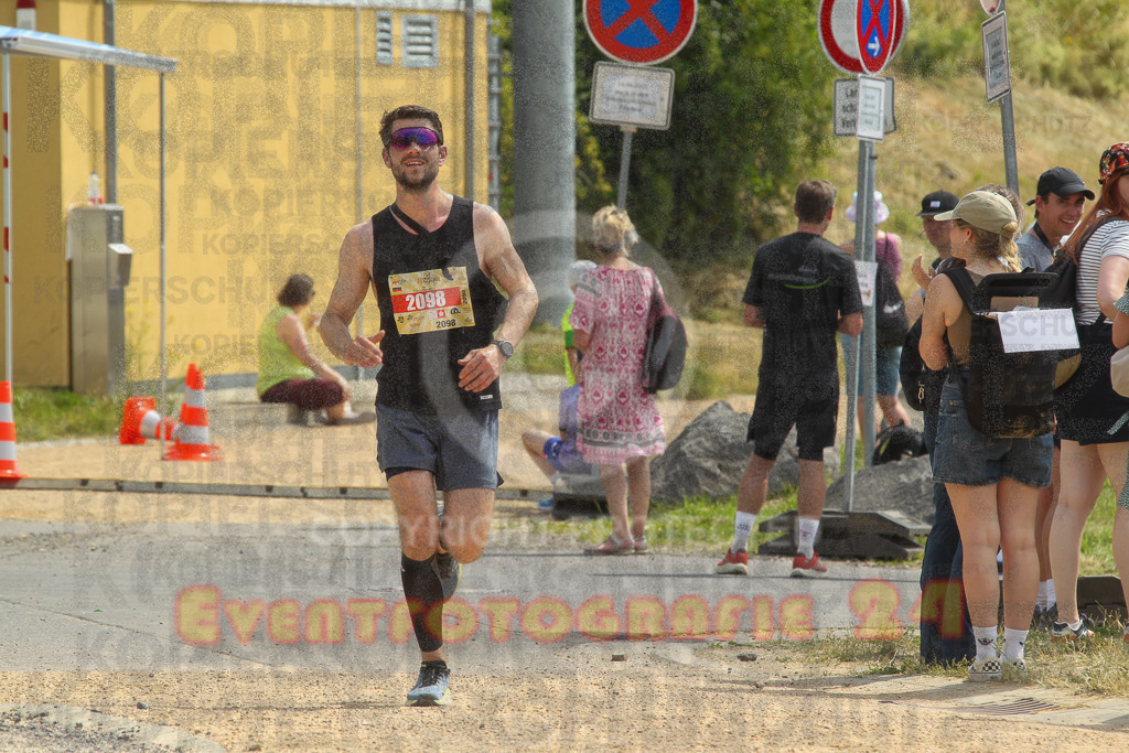 250614_1135_EV4_9049 | Sportfotografie im Rhein-Sieg Kreis, Köln, Bonn, NRW, Rheinland Pfalz, Hessen, etc. Unser Tätigkeitsfeld umfasst den Laufsport vom Volkslauf über den Marathon, Duathlon, Triathon bis zum Ultralauf wie Kölnpfad Ultra oder Schindertrail.