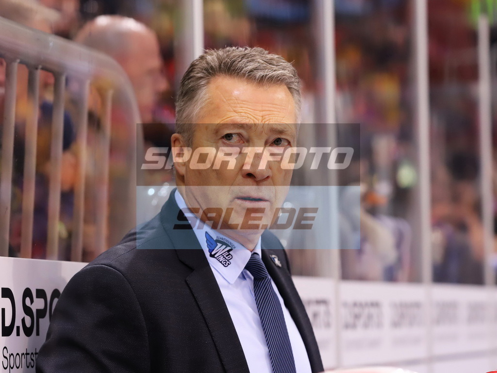 Harold Kreis - HC SWW | Harold Kreis - HC SWW - Realisiert mit Pictrs.com