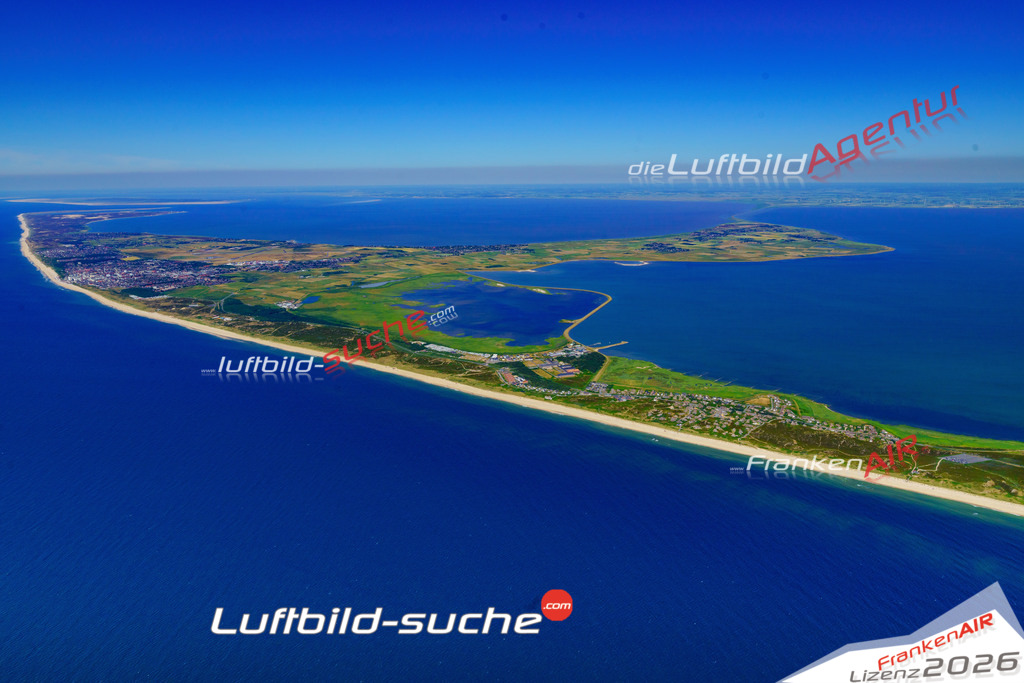 Die Luftbildaufnahme Rantum - Sylt wurde 2018 mittels Flugzeug (keine Drohne) erstellt. Perfekte Schärfe und Druck- Auflösung- Garantiert!