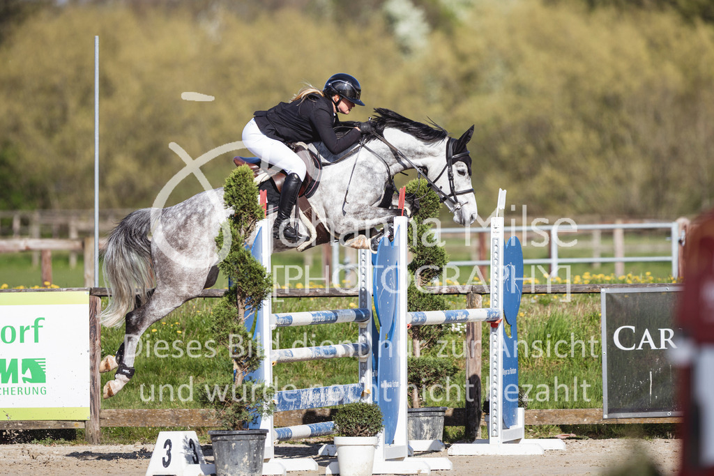 260421_Frühlingsfest_4_SprPf-L-426 | Deine schönsten Turniermomente als professionelle Fotos! Entdecke hochwertige Pferdesport-Fotografie im Online-Shop. Jetzt Fotos finden & bestellen!