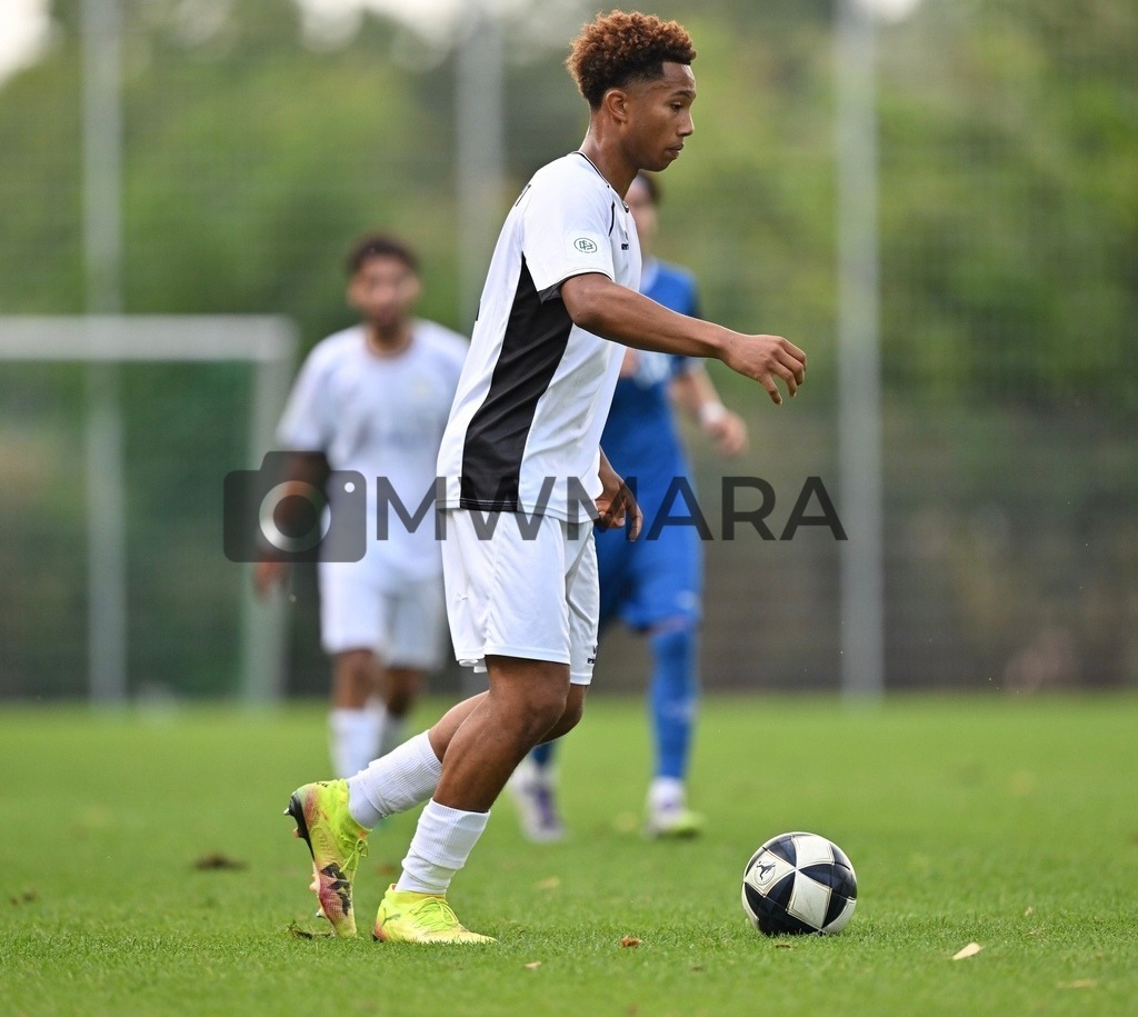 Fußball I Herren I Mannschaftsshooting I Saison 2026-2027 I TSG Hoffenheim II | Nader El-Jindaoui (#30) 13.07.2026 Nahaufnahme, Einzelfoto, Freisteller, Portrait, Porträt, Einzelbild, Herren, 3. Liga, Hoffenheim II, Baden- Wüttemberg, Dietmar-Hopp-Stadion, Teamfoto, Teamshooting, Mannschaftsfoto, Juli - Realisiert mit Pictrs.com