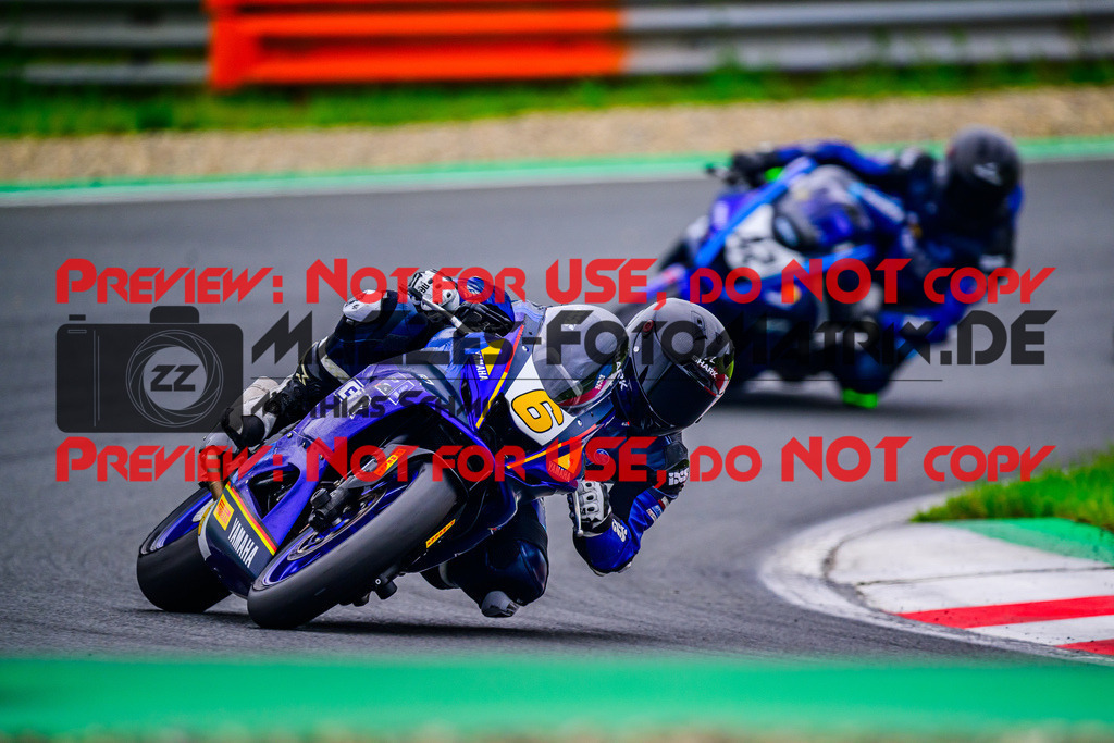 MaZZes_FotoMatrix_240602_6007705_1548 | R7