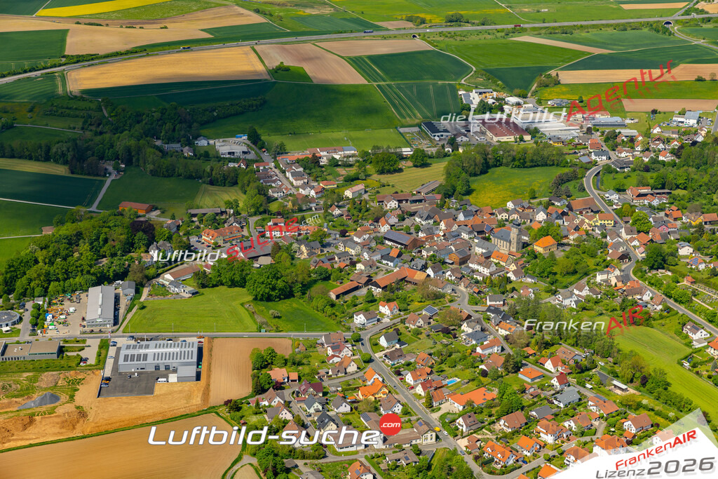 Die Luftaufnahme Unterlauter - Lautertal wurde 2022 vom Flugzeug aus (keine Drohne) erstellt. Hohe Auflösung -für große Poster und Wandbilder geeignet - Garantiert!