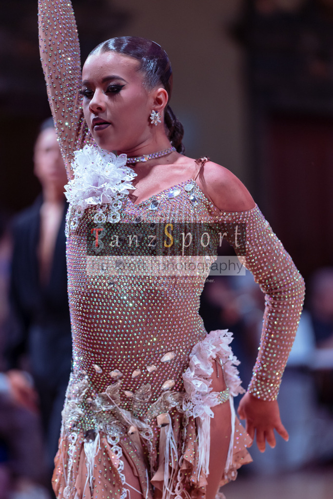 20250705_WDSF_Open_Youth_Lat-dC25-1896 | Tanzsportbilder, Standardtanz, Lateintanz, WDSF, DTV, LTVB, dancecomp, goc, hessen tanzt, blaues band der spree, walzer, tango, wiener walzer, slowfox, quickstepp, samba, rumba, cha-cha-cha, paso doble. jive, hd-kroft photography, turniertanzsport