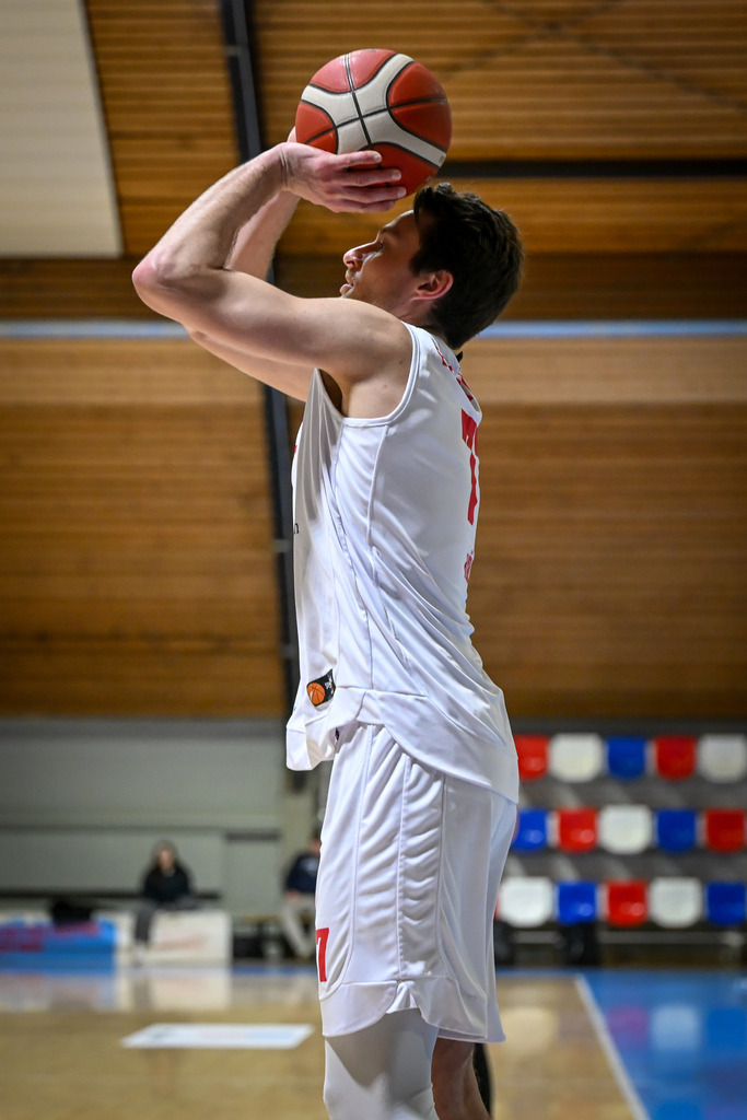 gml_125 | Fotos von Basketballspielen aus dem Raum NRW fotografiert von Gero Mueller-Laschet und Daniel Schaefer - Realisiert mit Pictrs.com