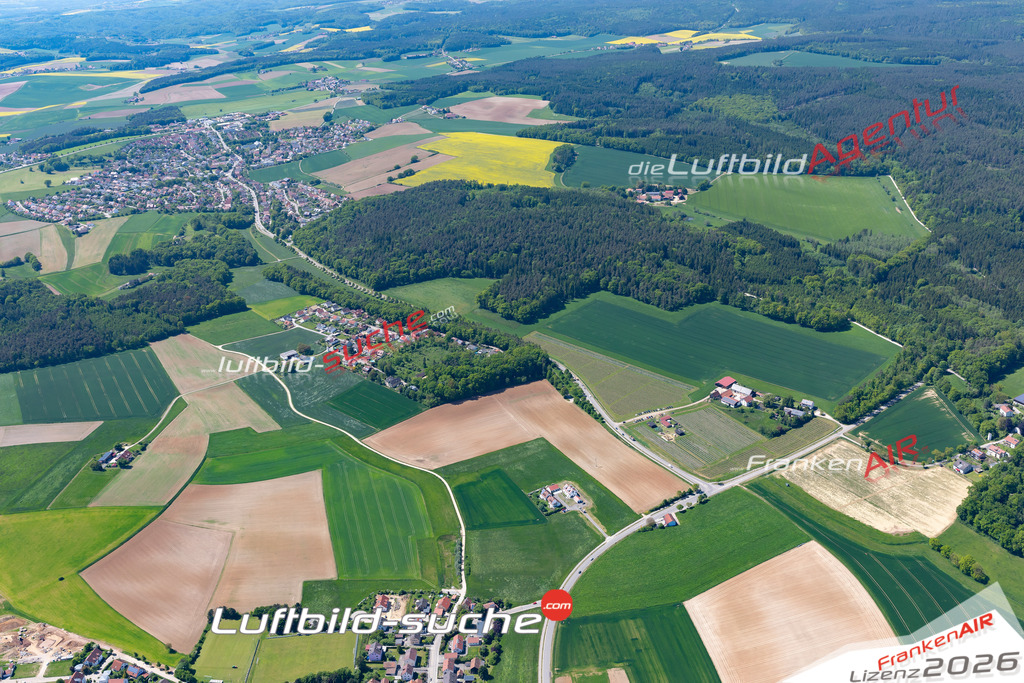 Die Luftaufnahme am-schlag - Lappersdorf wurde 2021 mittels Flugzeug (keine Drohne) erstellt. Hohe Auflösung -für große Poster und Wandbilder geeignet!