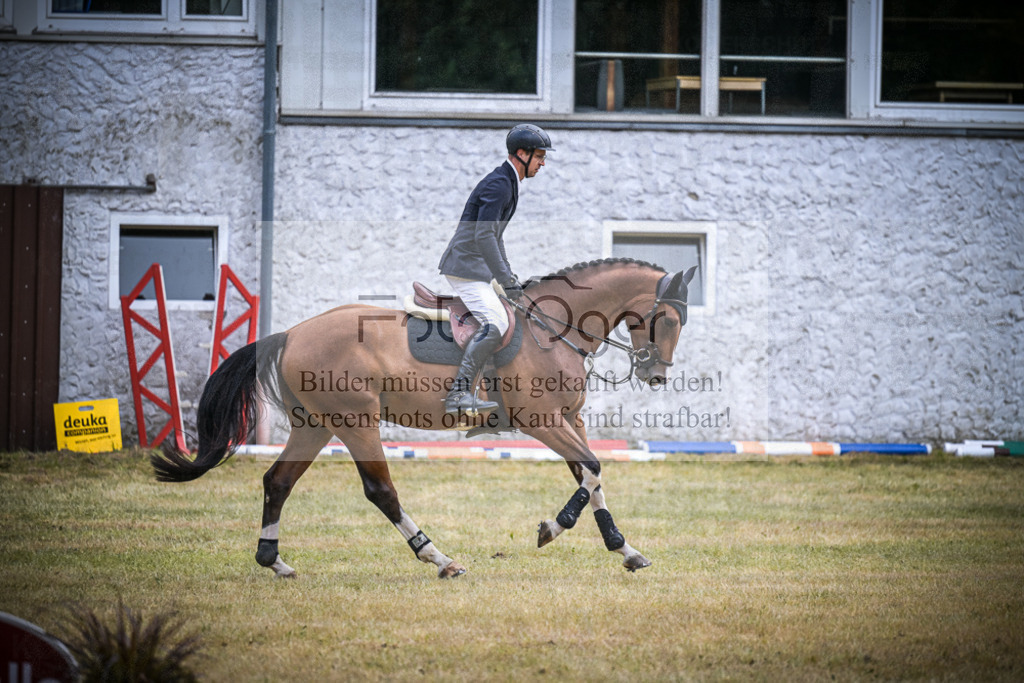 DOS_0415 | Entdecke hochwertige Reitturnierfotos von Foto Oger. Professionell, emotional und authentisch – jetzt Lieblingsmomente im Shop bestellen.Deutschlandweite Turnierfotografie. - Realisiert mit Pictrs.com