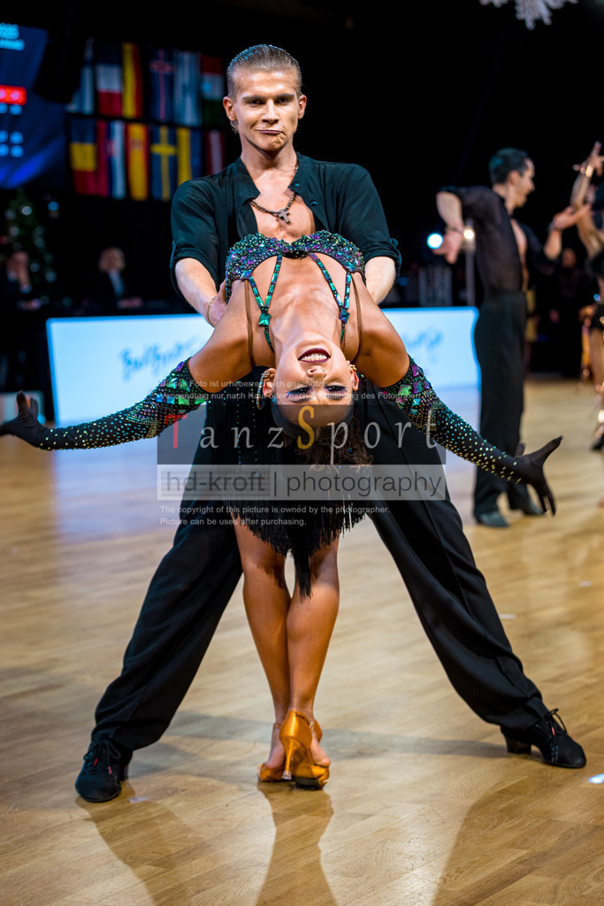 20251213_Baltic-GP_1915-2 | Tanzsportbilder, Standardtanz, Lateintanz, WDSF, DTV, LTVB, dancecomp, goc, hessen tanzt, blaues band der spree, walzer, tango, wiener walzer, slowfox, quickstepp, samba, rumba, cha-cha-cha, paso doble. jive, hd-kroft photography, turniertanzsport
