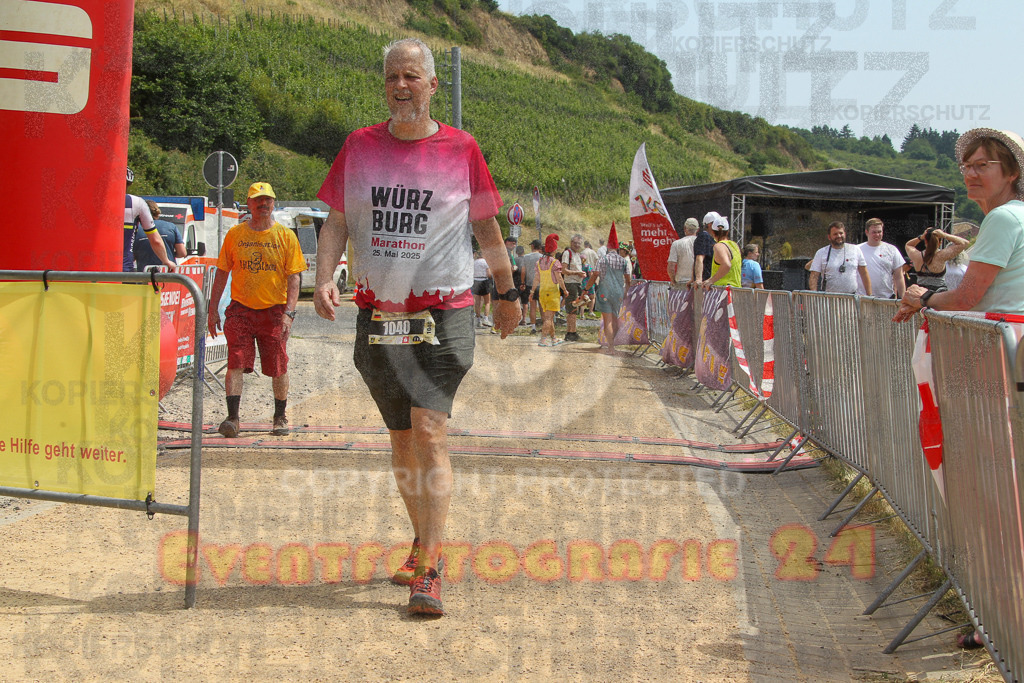 250614_1232_EV4_9904 | Sportfotografie im Rhein-Sieg Kreis, Köln, Bonn, NRW, Rheinland Pfalz, Hessen, etc. Unser Tätigkeitsfeld umfasst den Laufsport vom Volkslauf über den Marathon, Duathlon, Triathon bis zum Ultralauf wie Kölnpfad Ultra oder Schindertrail.