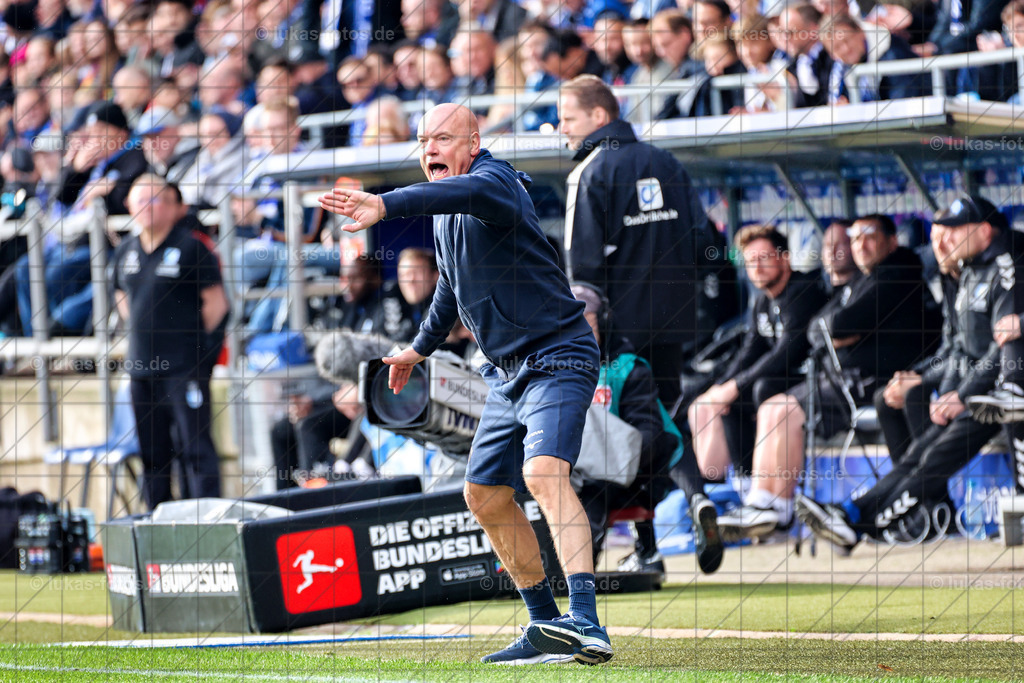 2025-11-02 Rösler Bochum - Magdeburg Foto Lukas 0463 | Luftbilder Castrop-Rauxel und Fotos vom VfL Bochum kaufen im Webshop der Bilder von Jens Lukas: lukas-fotos - Realisiert mit Pictrs.com