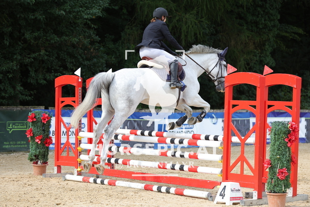 0P6A3236 | Willkommen bei Brunnmayr - Design & Fotografie – Ihrem Spezialisten für Reitturniere und Pferdeveranstaltungen in Oberösterreich, Salzburg und Bayern! Seit über 17 Jahren sind wir leidenschaftlich dabei.