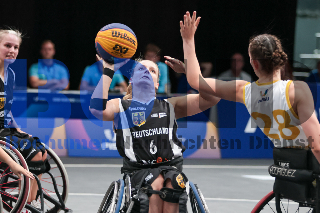 SES_RRG3x320250720-170 | bond - Realisiert mit Pictrs.com