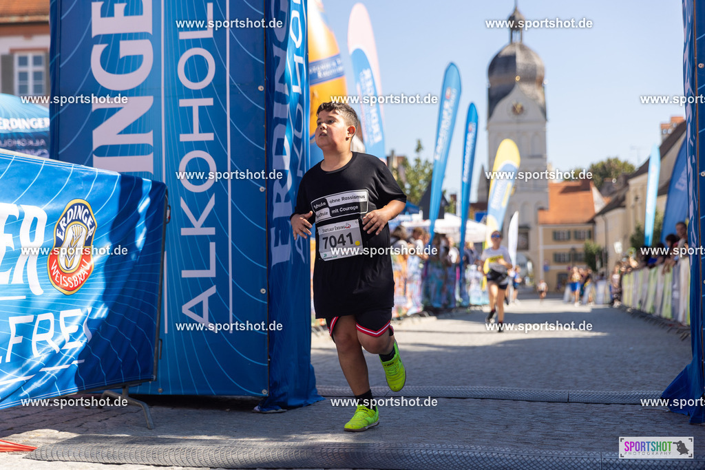 VJ__3528 | Stadtlauf Erding 2025 #stadtlauferding #erdingstadtlauf #stadtlauf_erding #laufmotivation #trisporterding #yourpictrs #sportshot_your_pictrs