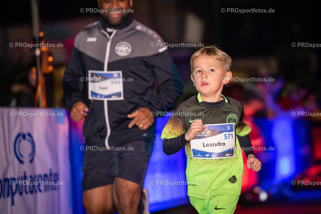 Computacenter Martinslauf Sindorf 2022 in Kerpen-Sindorf, 10.11.2022 | Impressionen vom Computacenter Martinslauf Sindorf 2022 am 10.11.2022 in Kerpen-Sindorf (Nordrhein-Westfalen).