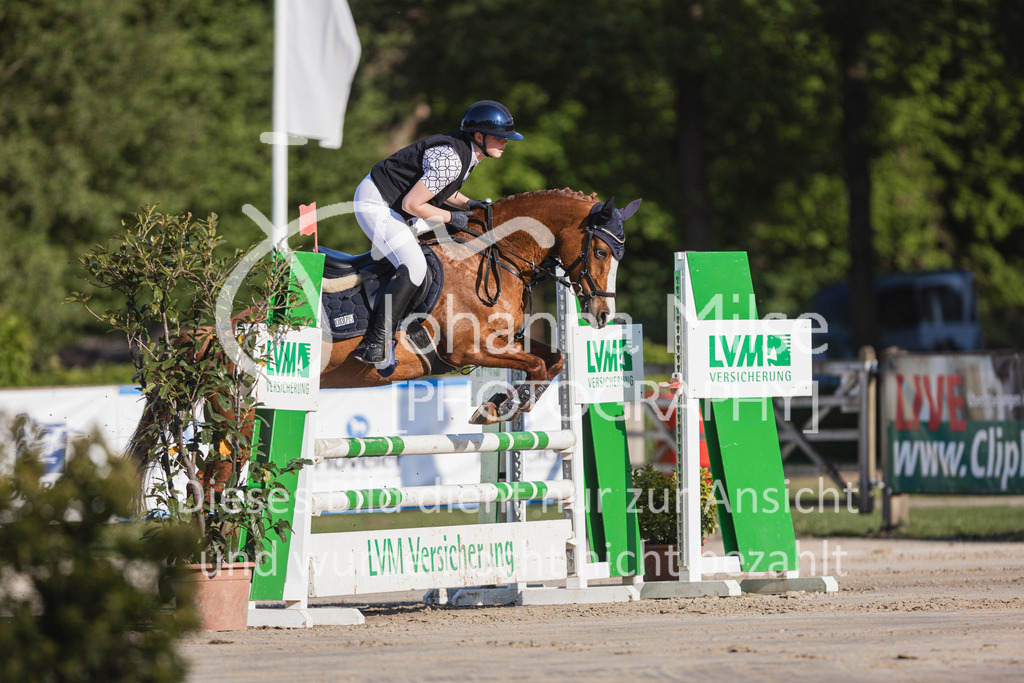 250501_MünsterHandorf_PonyTrophy-257 | Deine schönsten Turniermomente als professionelle Fotos! Entdecke hochwertige Pferdesport-Fotografie im Online-Shop. Jetzt Fotos finden & bestellen!