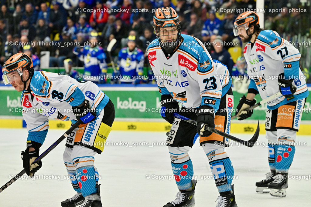 EC IDM Wärmepumpen VSV vs. STEINBACH BLACK WINGS LINZ  | #18 Ograjensek Ken BLACK WINGS LINZ, #23 Söllinger Patrick BLACK WINGS LINZ, #27 St-Amant Shawn BLACK WINGS LINZ, EC IDM Wärmepumpen VSV vs. STEINBACH BLACK WINGS LINZ , EC IDM Wärmepumpen VSV vs. STEINBACH BLACK WINGS LINZ  am 28.01.2025 in Villach (Stadthalle Villach), Austria, (Photo by Bernd Stefan)