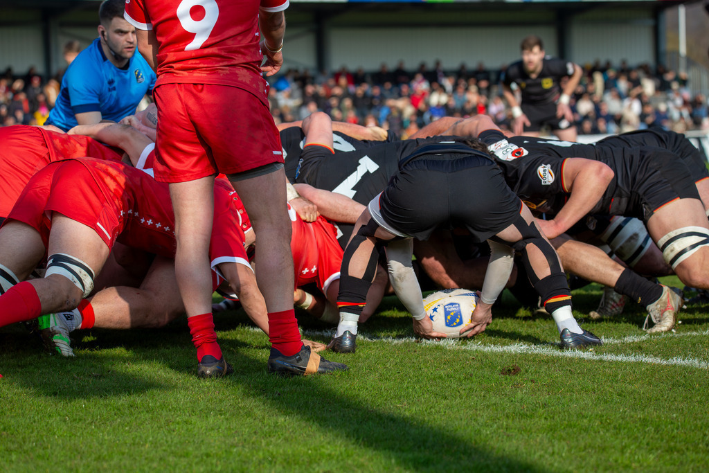 Rugby Europameisterschaft der Männer, Spiel um Platz 7: Deutschland gegen Schweiz in Heidelberg***Gedränge für Deutschland | Rugby Europameisterschaft der Männer, Spiel um Platz 7: Deutschland gegen Schweiz in Heidelberg***Gedränge für Deutschland - Realisiert mit Pictrs.com
