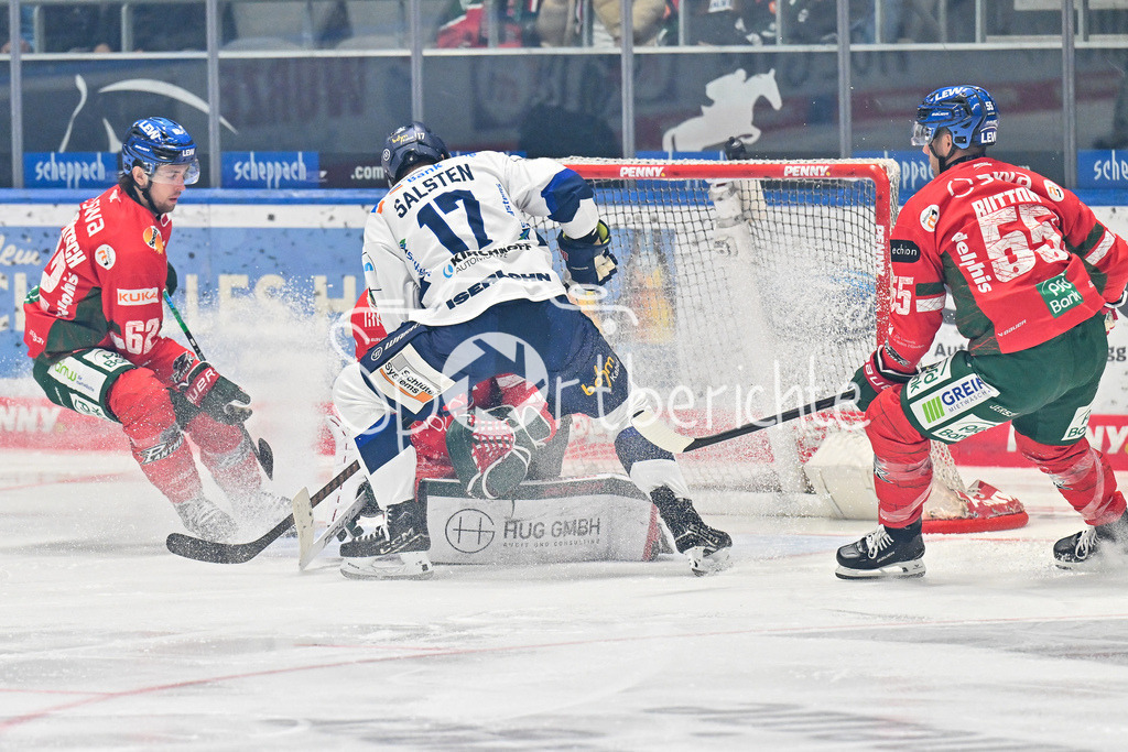 Augsburger Panther - Iserlohn Roosters | v. l. Thomas SCHEMITSCH (Augsburger Panther #62), Michael GARTEIG (Augsburger Panther 34, Eirik SALSTEN (Iserlohn Roosters 17) und Ryan BUTTON (Augsburger Panther 55) / Penny DEL: Augsburger Panther - Iserlohn Roosters; Curt Frenzel Stadion am 21.09.2025