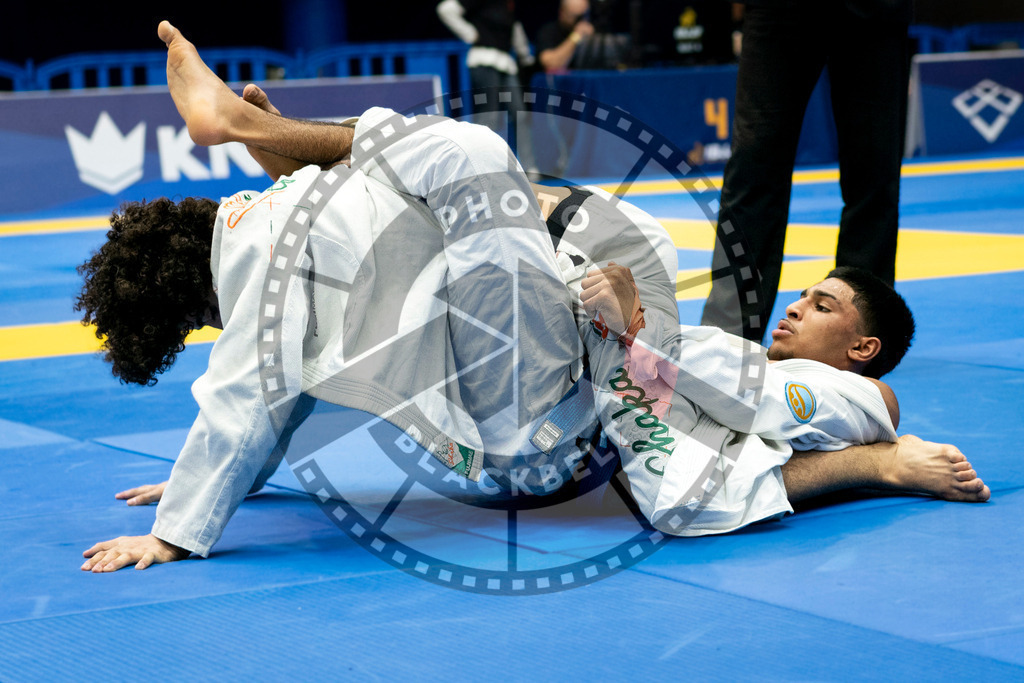 20240121PBB7445 | Fighters compete during the second day of the IBJJF European Championship in Paris, France, on January 21, 2024.