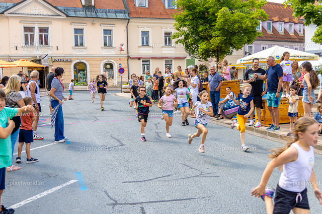 Kindertag 2024 | Bildershop von pixelworld.at - Realisiert mit Pictrs.com