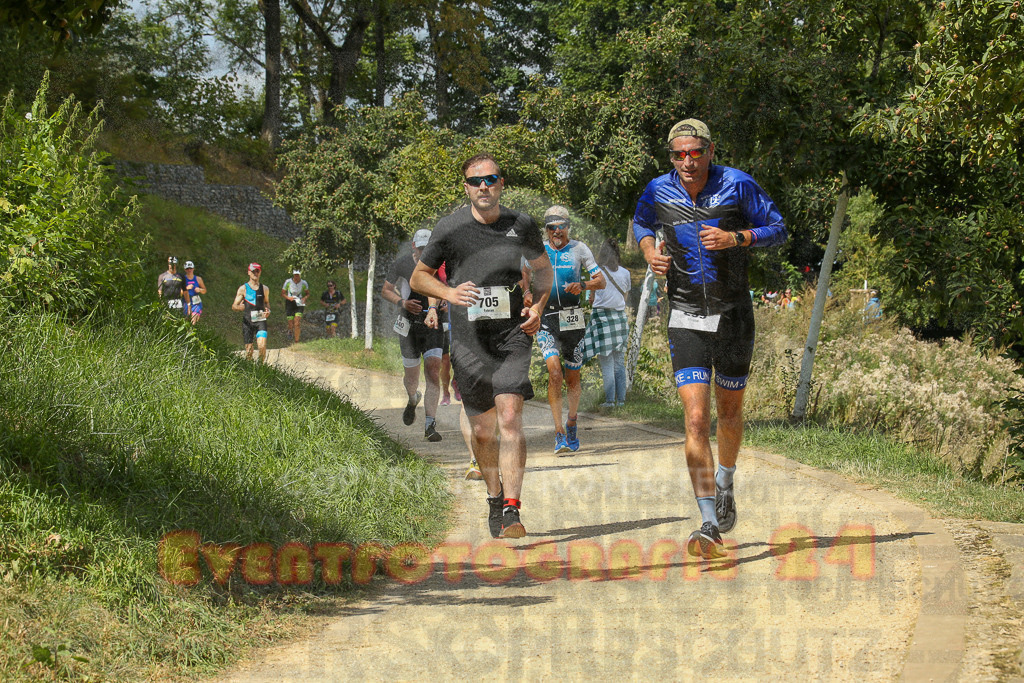 250824_1335_EX1_2892 | Sportfotografie im Rhein-Sieg Kreis, Köln, Bonn, NRW, Rheinland Pfalz, Hessen, etc. Unser Tätigkeitsfeld umfasst den Laufsport vom Volkslauf über den Marathon, Duathlon, Triathon bis zum Ultralauf wie Kölnpfad Ultra oder Schindertrail.