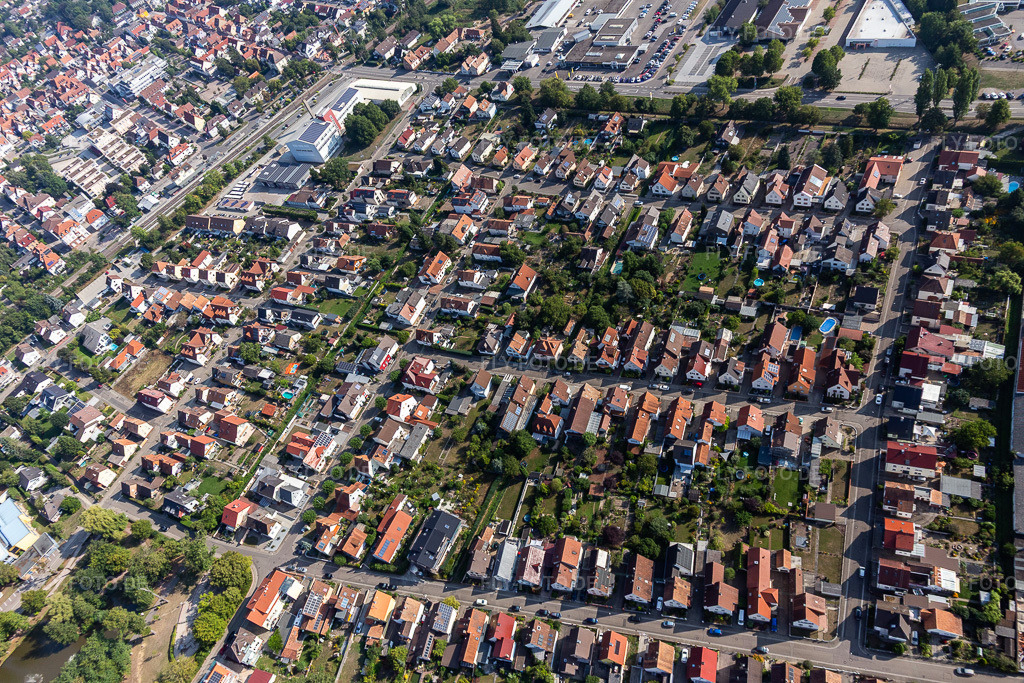 Luftbild: Siedlung in Kandel im Bundesland Rheinland-Pfalz in Deutschland. Foto: IMG_117357.jpg vom 25.08.2019 durch Werner Riehm/FLY-FOTO.de