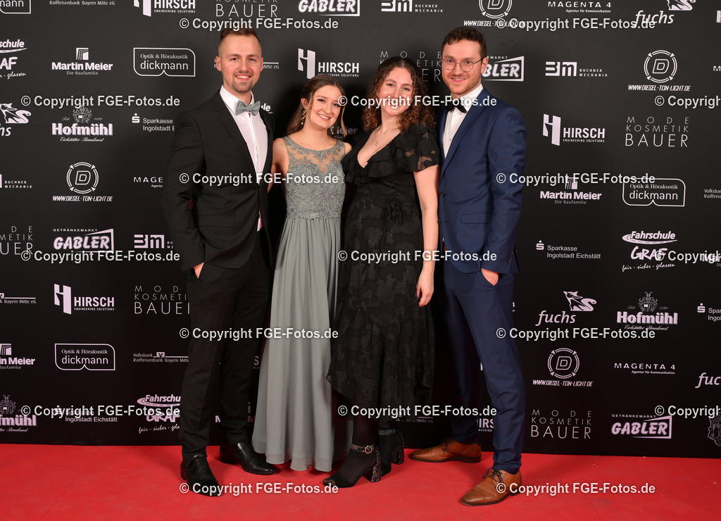 20240113-fge-fotos-0311 | Eröffnungsball der FGE am 13.01.2024 im Alten Stadttheater in Eichstätt. - Realisiert mit Pictrs.com