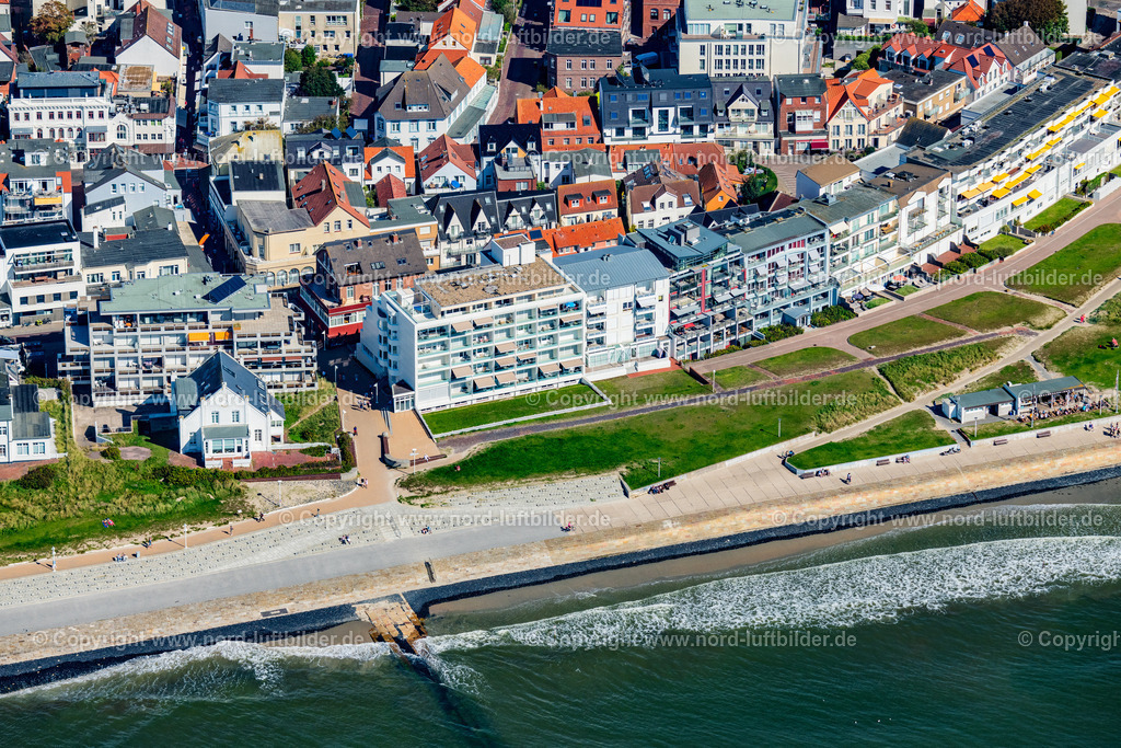 Norderney_Weststrand_Ferienwohnungen_Viktoriastrasse_ELS_7917050923 | NORDERNEY 05.09.2023 Ferienhäuser und Pensionen am Weststrand von der Insel Norderney im Bundesland Niedersachsen, Deutschland. // Holiday homes and guesthouses on the western beach of the island of Norderney in the state of Lower Saxony, German. Foto: Martin Elsen