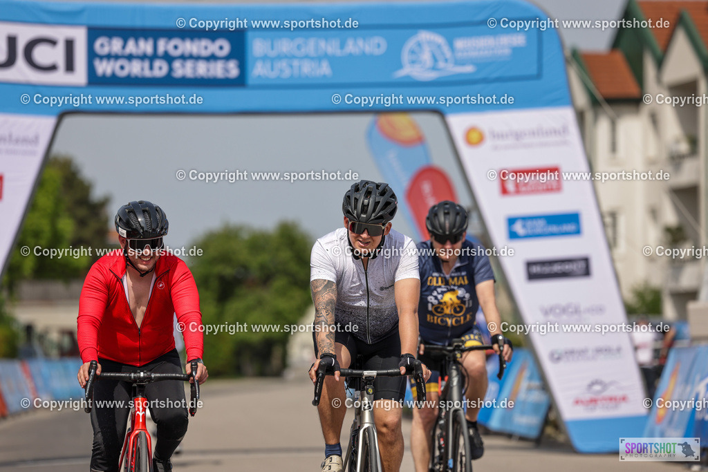 VJ__9853 | Neusiedlersee Radmarathon 2026@sportshot_your_pictrs #yourpictures#roadtowm2029 #nrm #neusiedlerseeradmarathon #neusiedlersee #neusiedlerseetourismus #burgenland #mörbisch #nrm26 #burgenlandtourismus #voglundco #poweredbyburgenlandtourismus #radsport #rad #marathon #ucigranfondo #visitburgenland #ucigranfondoworldseries