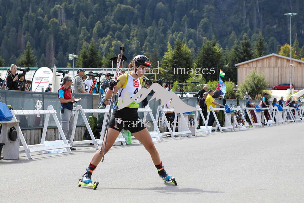 OE7A4153 | Vanessa Voigt