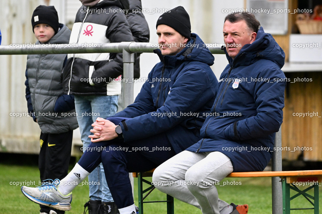 SV Rothenthurn vs. Union Matrei | Headcoach Matrei Harald Panzl, Assistent-coach Union Matrei Christoph Bernsteiner, SV Rothenthurn vs. Union Matrei, SV Rothenthurn vs. Union Matrei am 09.11.2024 in Rothenthurn (Sportplatz Rothenthurn), Austria, (Photo by Bernd Stefan)