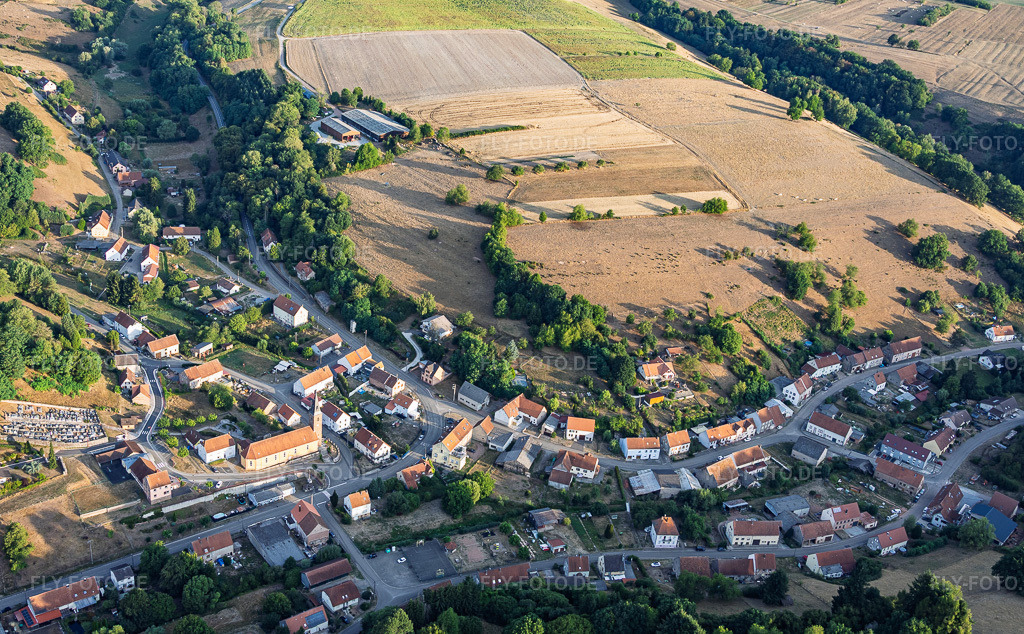 Luftbild: Ortsansicht von Südosten in Breidenbach im Bundesland Moselle in Frankreich. – Foto: IMG_158678.jpg vom 15.08.2026 durch Werner Riehm/FLY-FOTO.de – Auflösung des Originals: 5960 x 3687 px