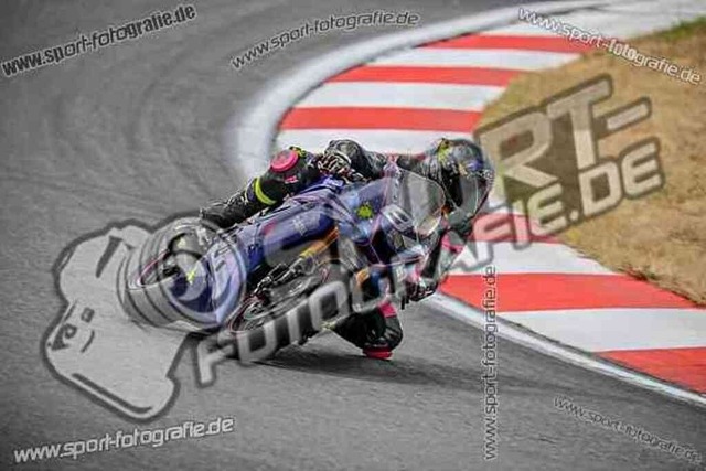 pubi5728 | Professionelle Fotos von Sportveranstaltungen, aber auch Hochzeiten und anderen Events. - Realisiert mit Pictrs.com