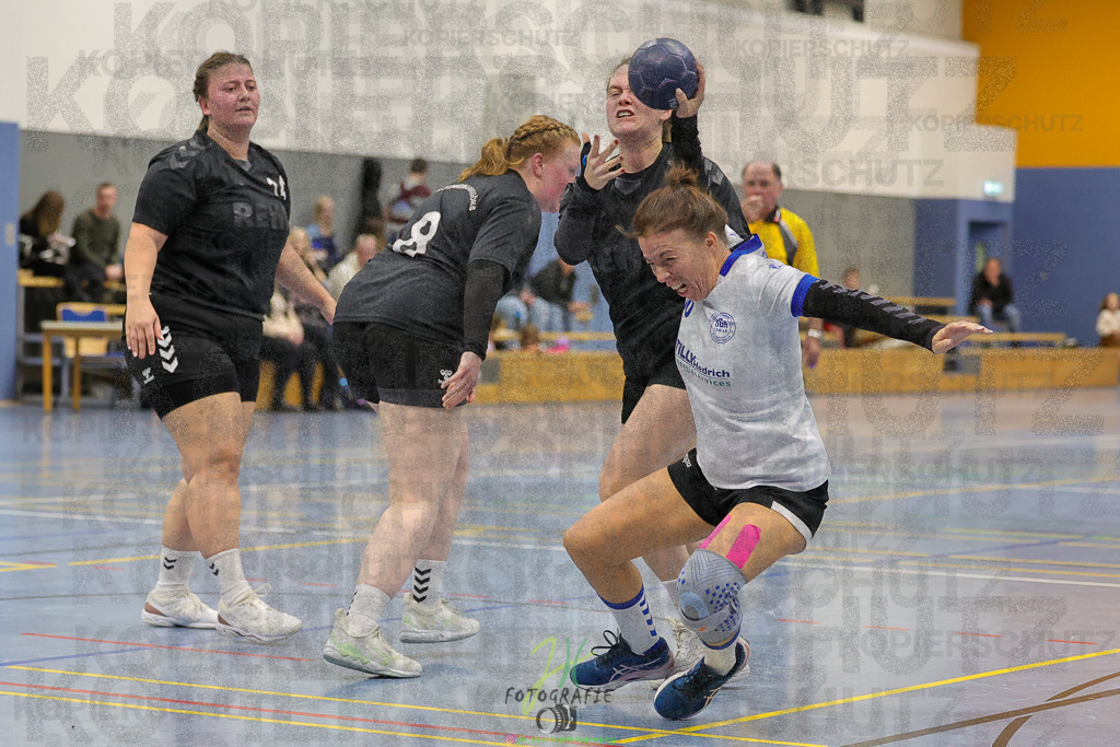 Frauen 2. Bezirksklasse, SG Rechtenbach - HSG Kleenheim/Langgöns III | Frauen 2. Bezirksklasse, SG Rechtenbach - HSG Kleenheim/Langgöns III am 16.11.2024 in Rechtenbach (Sporthalle Rechtenbach)Photo © 2024 - Jörg Heinrich - Realisiert mit Pictrs.com