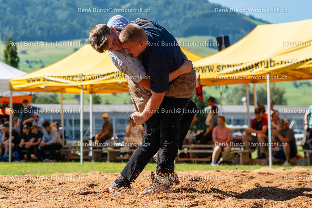 RB_07570 | René Burch leidenschaftlicher Fotograf aus Kerns in Obwalden.  Hier finden sie Sport, Landschaft und Natur Fotografie.
 - Realisiert mit Pictrs.com