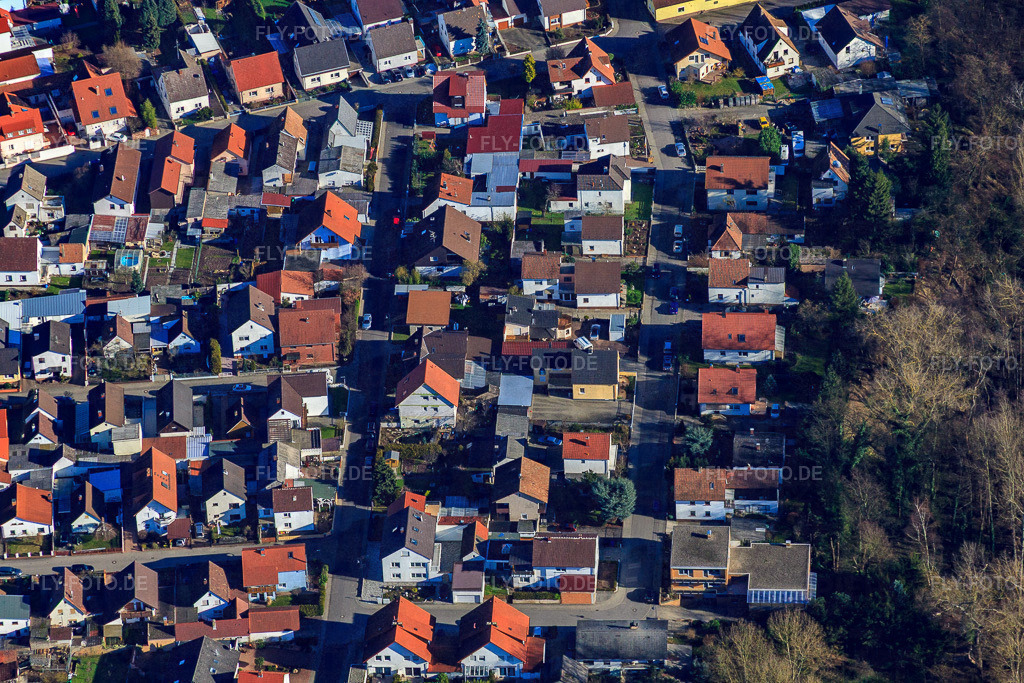 Kirschenallee | Luftbild: Kirschenallee in Lingenfeld im Bundesland Rheinland-Pfalz in Deutschland. Foto: IMG_36782.jpg vom 16.01.2011 durch Werner Riehm/FLY-FOTO.de - Realisiert mit Pictrs.com