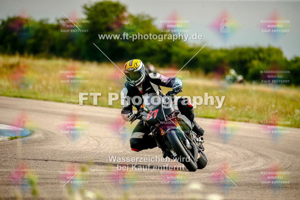 Chambley Juli-2375 | Hier findet Ihr Bilder von Touristenfahrten auf der Nürburgring Nordschleife oder von anderen Veranstaltungen die ich besucht habe. Viel Spass beim Durch Schauen 