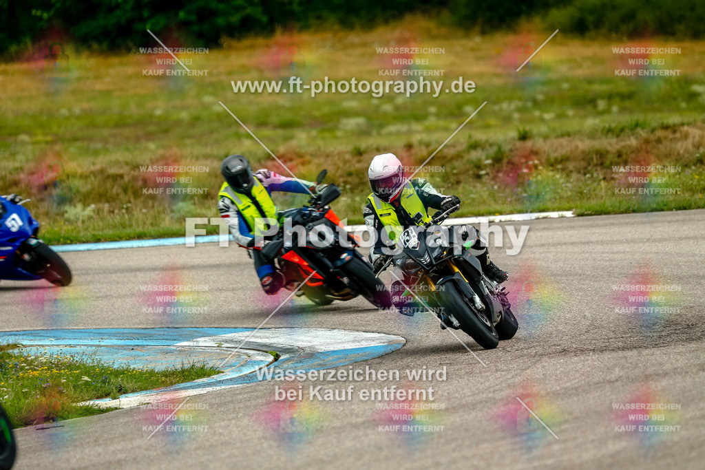 Chambley Juli-3177 | Hier findet Ihr Bilder von Touristenfahrten auf der Nürburgring Nordschleife oder von anderen Veranstaltungen die ich besucht habe. Viel Spass beim Durch Schauen 