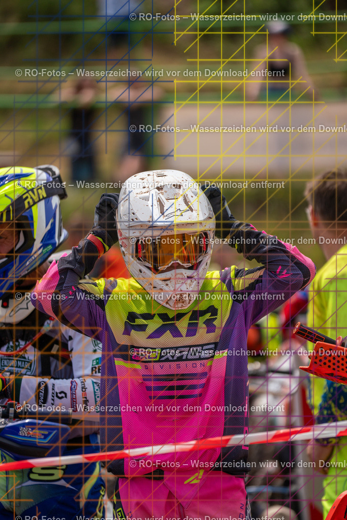 Niederwürzbach 3 Lauf-41 | Sportfotografie von RO-Fotos: Motorsport, Motocross, Enduro, Laufveranstaltungen und Triathlon. Professionelle Fotos von Sportlern und Events. - Realisiert mit Pictrs.com